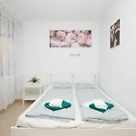 Beach Apartman *